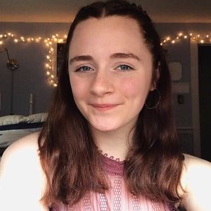 Meet your Posher, Abigail